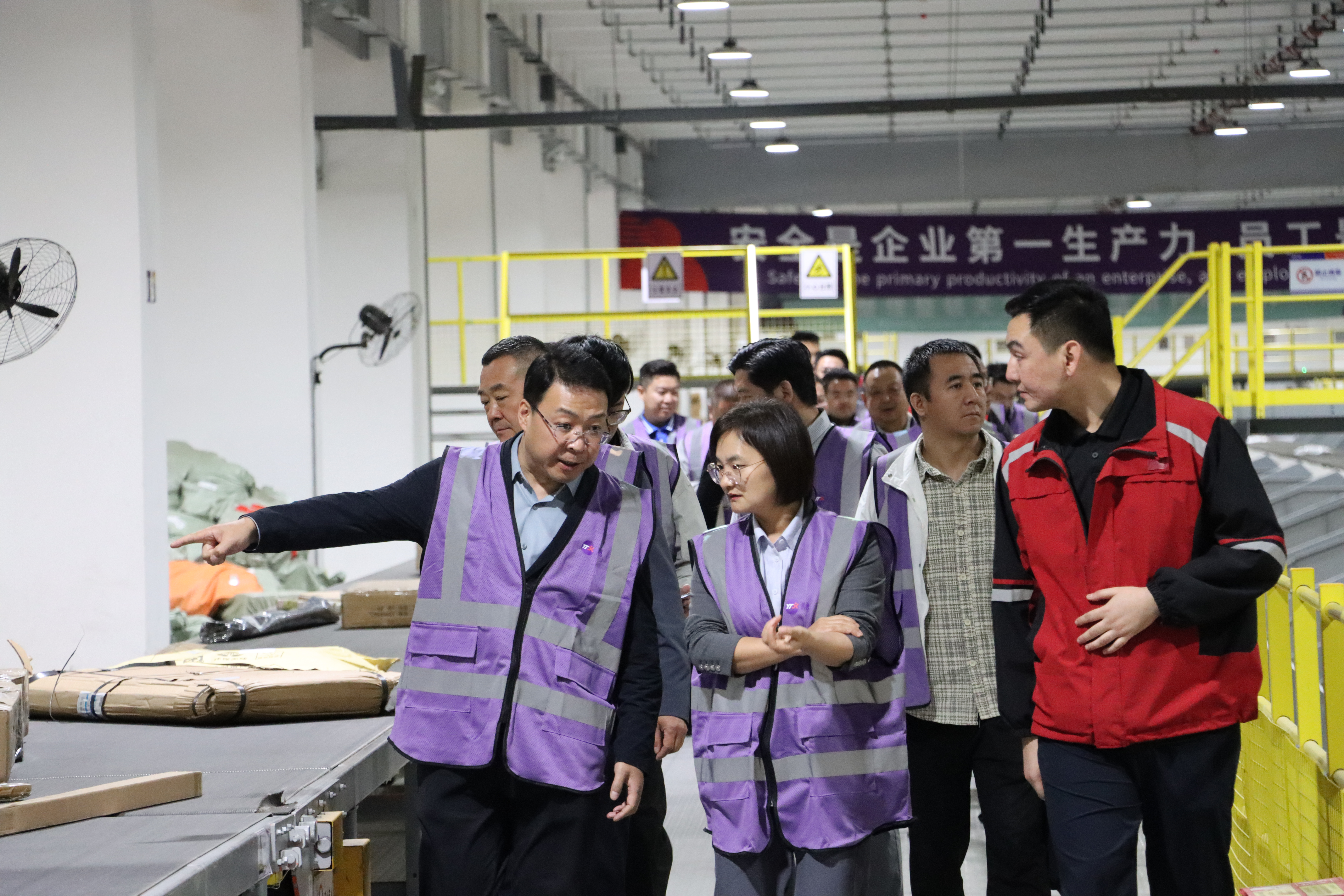 新疆邮政管理局完成寄递企业新疆总部安...
